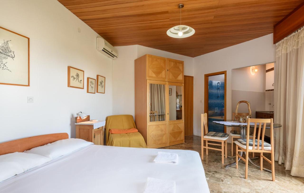 Fio'S Hotel Hvar Town Exterior photo